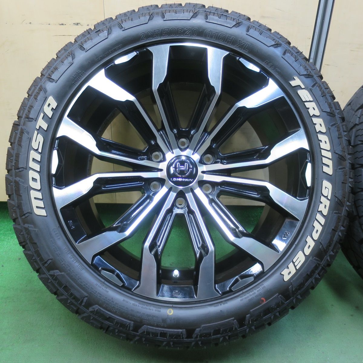 23年 キレイ GXL 106 265 50 R 20 モンスタ TERRAIN GRIPPER ホワイトレター レーベンハート 20インチ PCD 139 7 6 H 5120401イノ