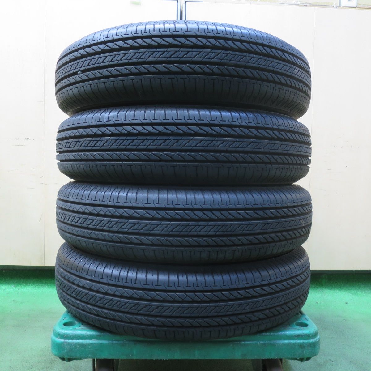 バリ溝 25年 9 5分以上 ジムニー 等 175 80 R 16 ブリヂストン デューラー H L 852 DUELER 16インチ タイヤ 5120204イノタ