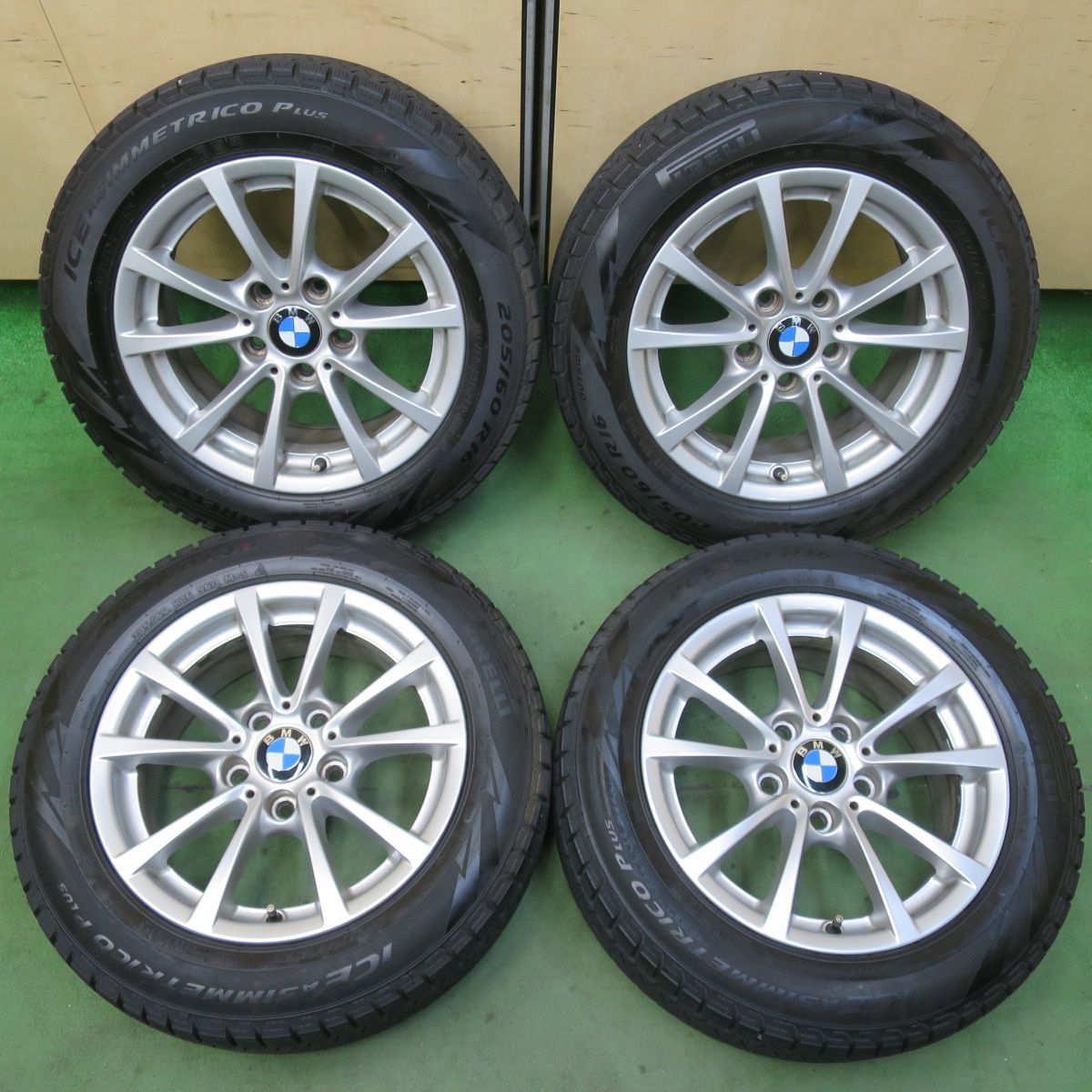 4本価格！21年☆BMW 3シリーズ F30 F31 純正 205/60R16 スタッドレス