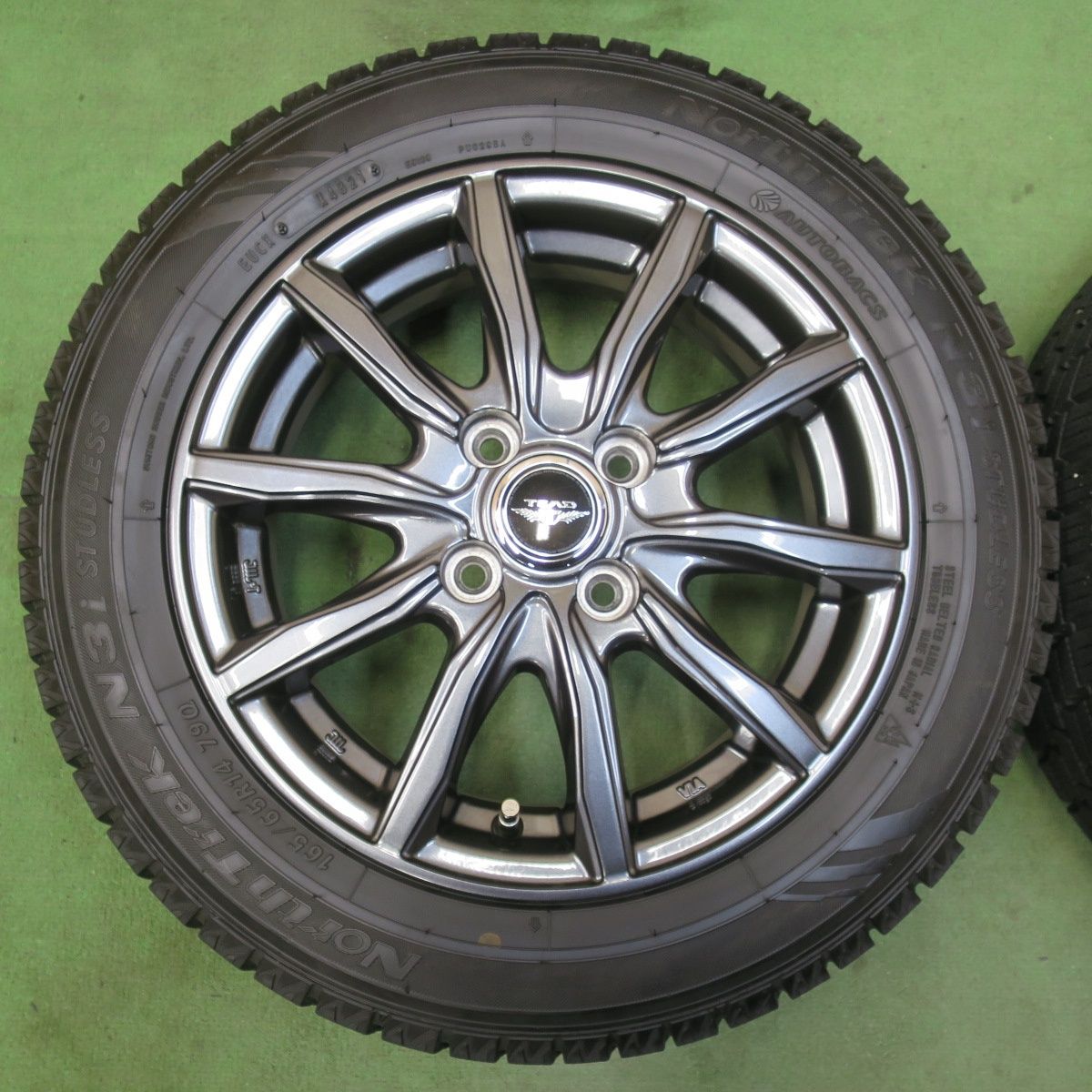  バリ溝 21年 キレイ ほぼ10分 スタッドレス 165 65 R 14 オートバックス ノーストレック N 3 i TEAD テッド 14インチ PCD 100 4 H 5120608イス 14インチ タイヤ ホイールセット