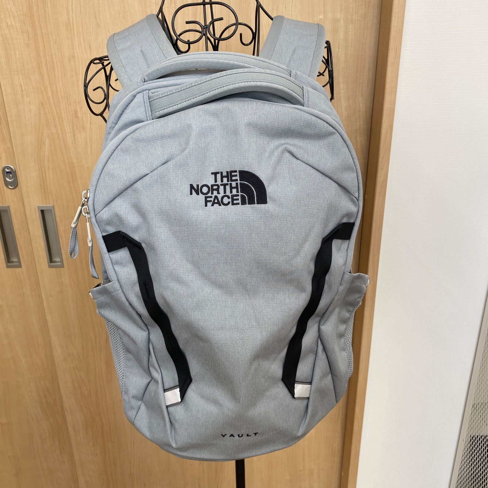 美品】ノースフェイス Vault ヴォルト バックパック グレー 管理番号 