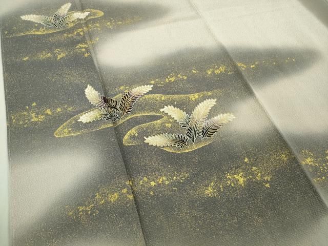 平和屋本店●極上　浦野理一　金彩友禅　訪問着　羊歯　灰桜色地　暈し染め　鬼しぼ縮緬　逸品　未使用　DZAA5017kh6 平和屋本店○極上 浦野理一 金彩友禅 訪問着 羊歯 灰桜色地 暈し染め