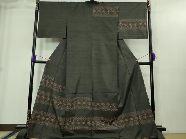 平和屋本店○極上 本場琉球 読谷山花織 紬地 訪問着 羊羹色地 逸品 未