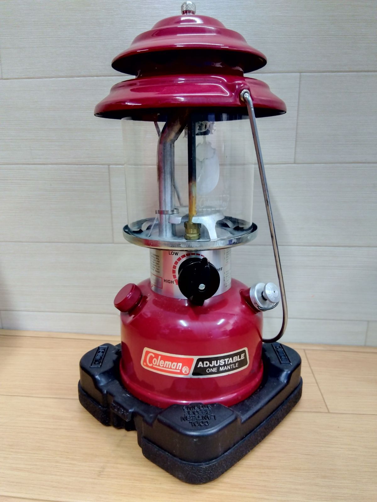 Coleman コールマン ワンマントル ランタン（レッド）中古 送料無料