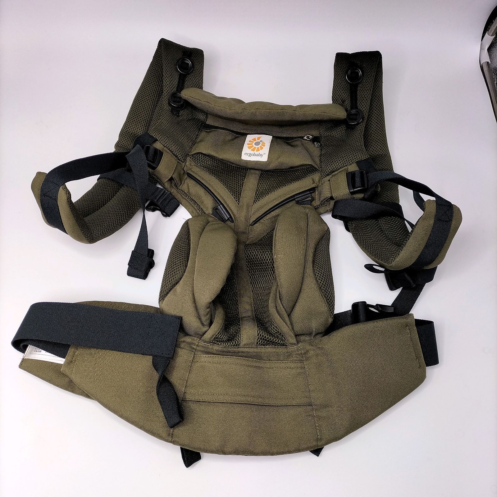 Ergobaby OMNI 360 抱っこひも オリーブ OMNI Breeze / オリーブグリーン | エルゴベビー オンラインストア