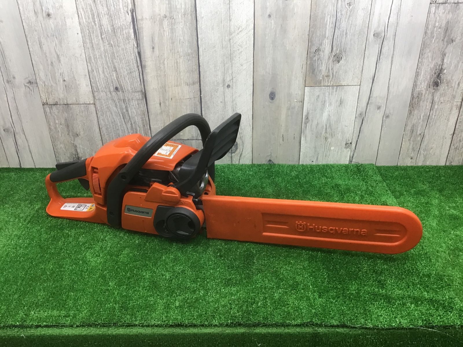 送料無料！【動作品□ハスクバーナ(Husqvarna) エンジンチェンソー 