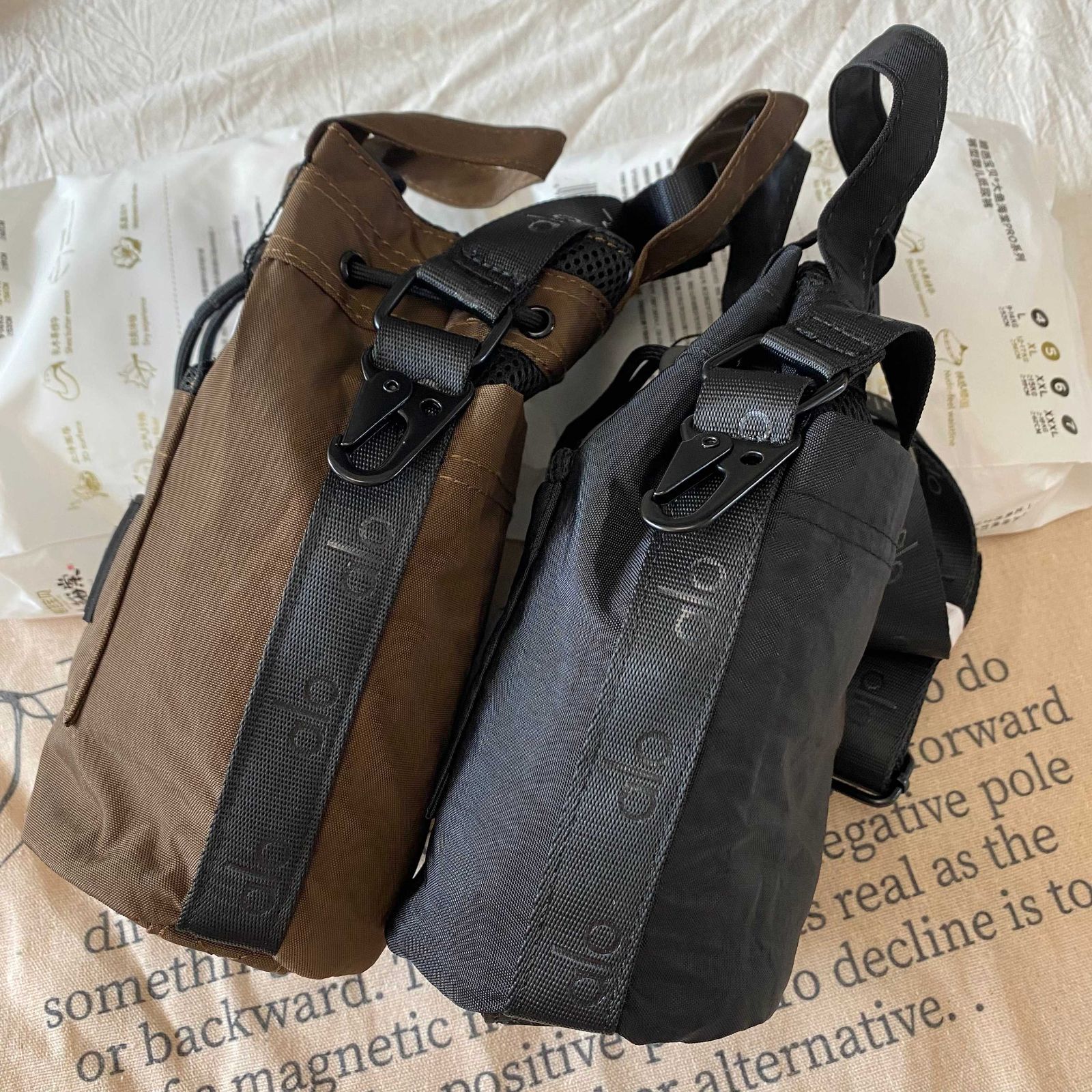 新品未使用☆Alo Yoga アロー ヨガ ウエストバッグ ショルダー バッグ