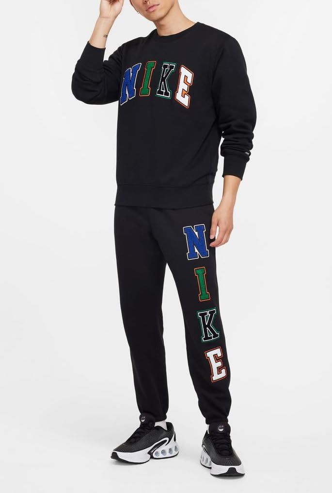 【180フォロー記念値下げ】NIKE　トレーナー　ジョガーパンツ　セットアップ 180フォロー記念値下げ】NIKE トレーナー ジョガーパンツ セットアップ