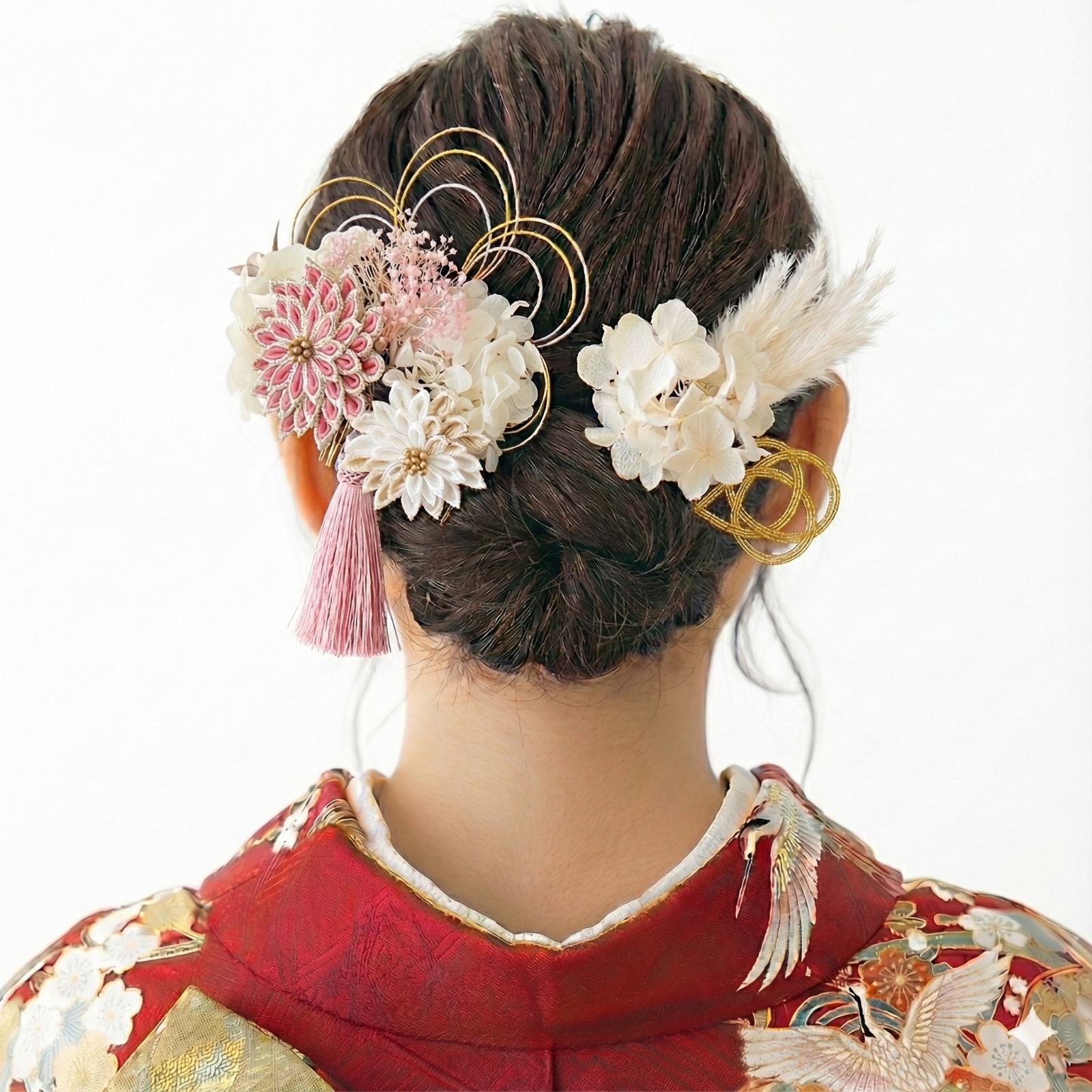 ピンク色 つまみ細工