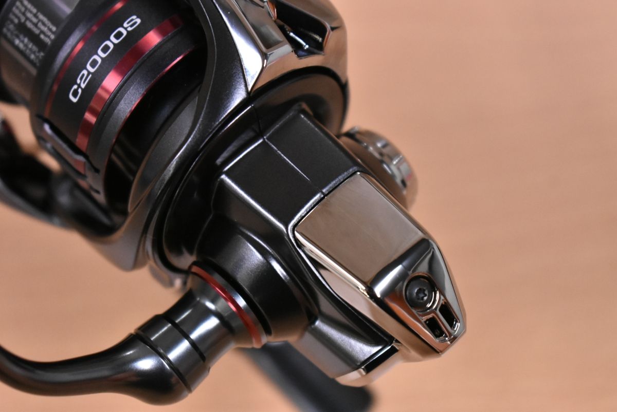 シマノ 20 ヴァンフォード C2000S SHIMANO VANFORD スピニングリール