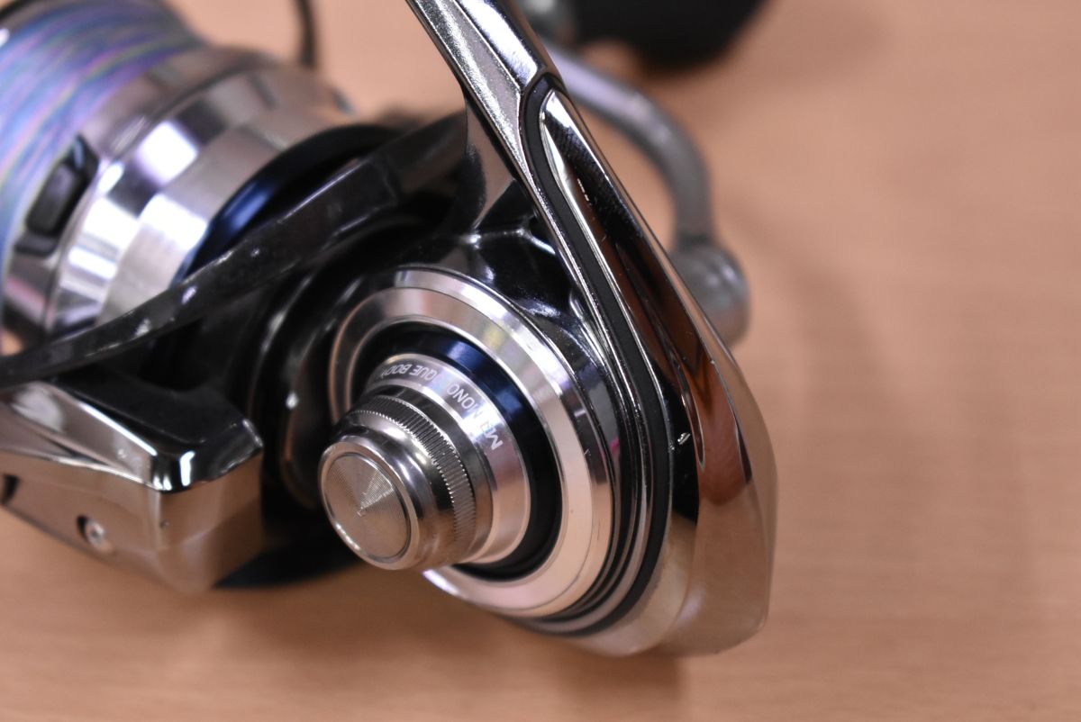 スピニングリール