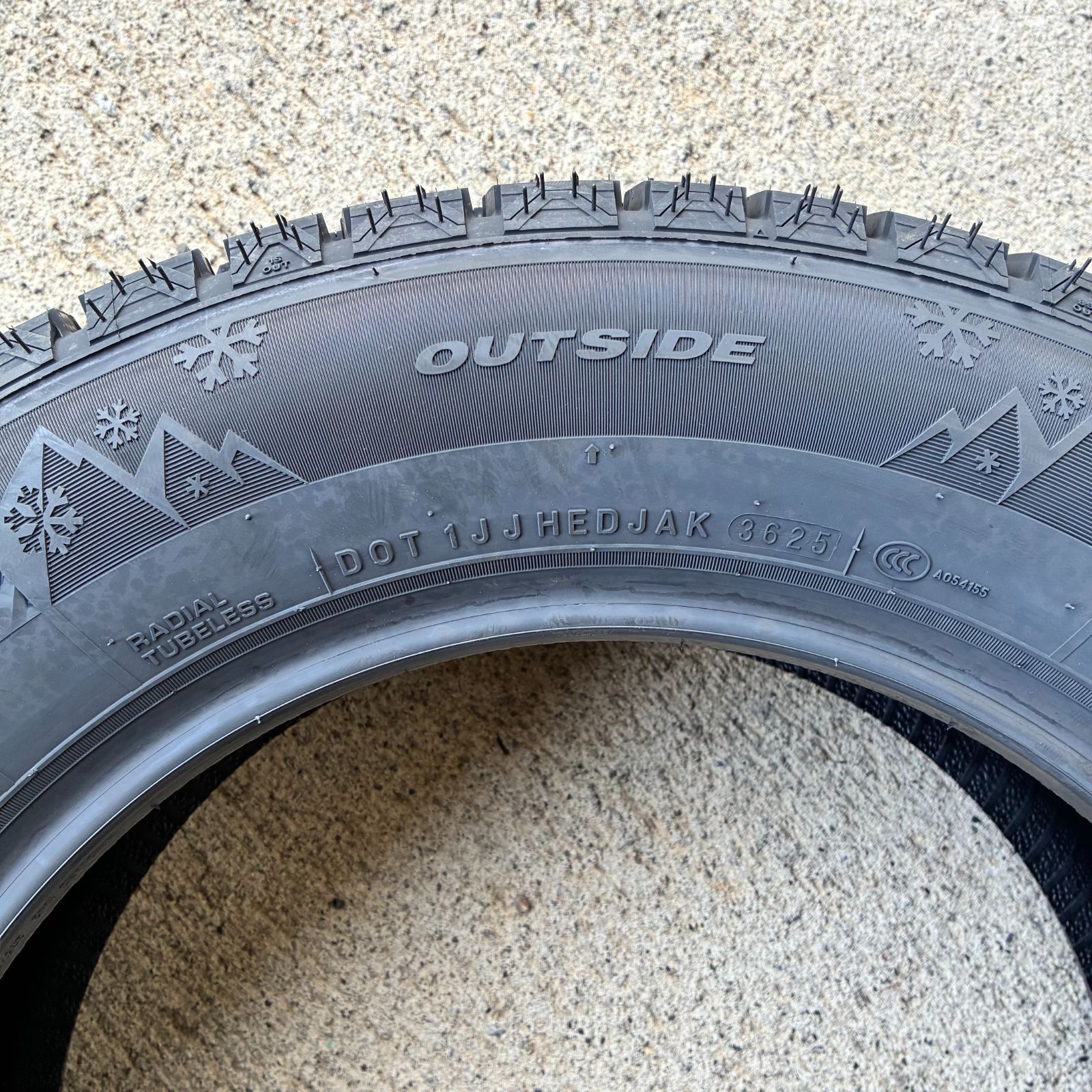 NEXEN WINGUARD Ice 2 15インチスタッドレスタイヤ4本セット NEXEN WINGUARD Ice 2 15インチスタッドレスタイヤ4本セット Amazon.co