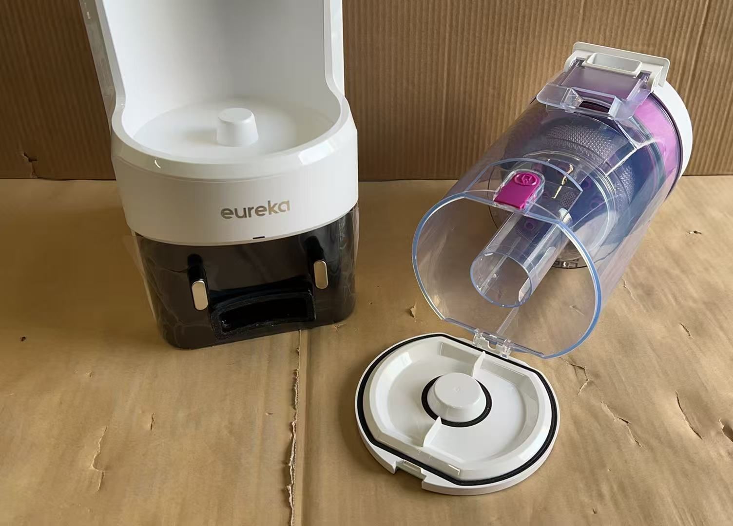 EUREKA（ユーリカ）ロボット掃除機 強力吸引 水拭き両用 ブラック E10s