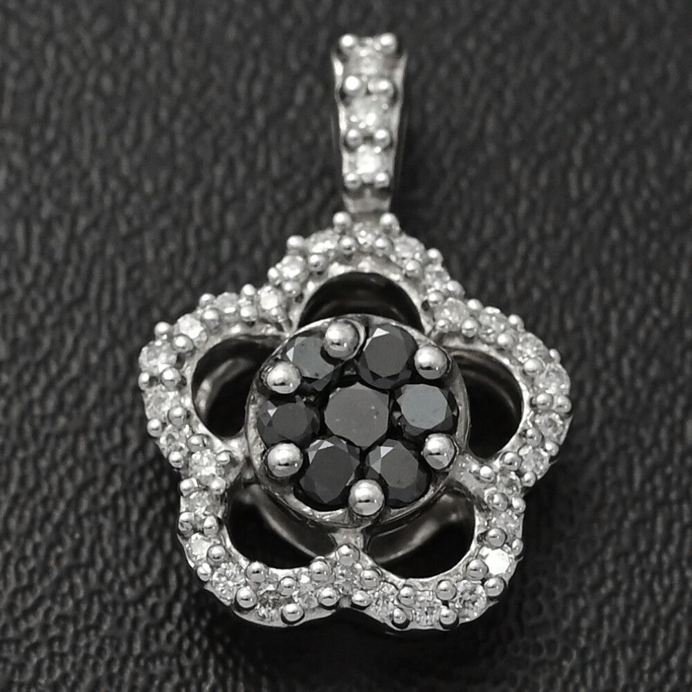 ct フラワーモチーフ･ダイヤモンドペンダントトップ