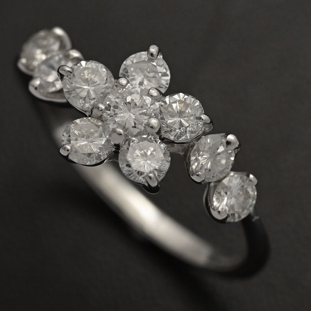 1 ct フラワーモチーフ 10 P ダイヤモンド リング･指輪 Pt 900-3.1 g 13号 53 プラチナ プレゼント 記念日 誕生石 ♀ S レディース 598613