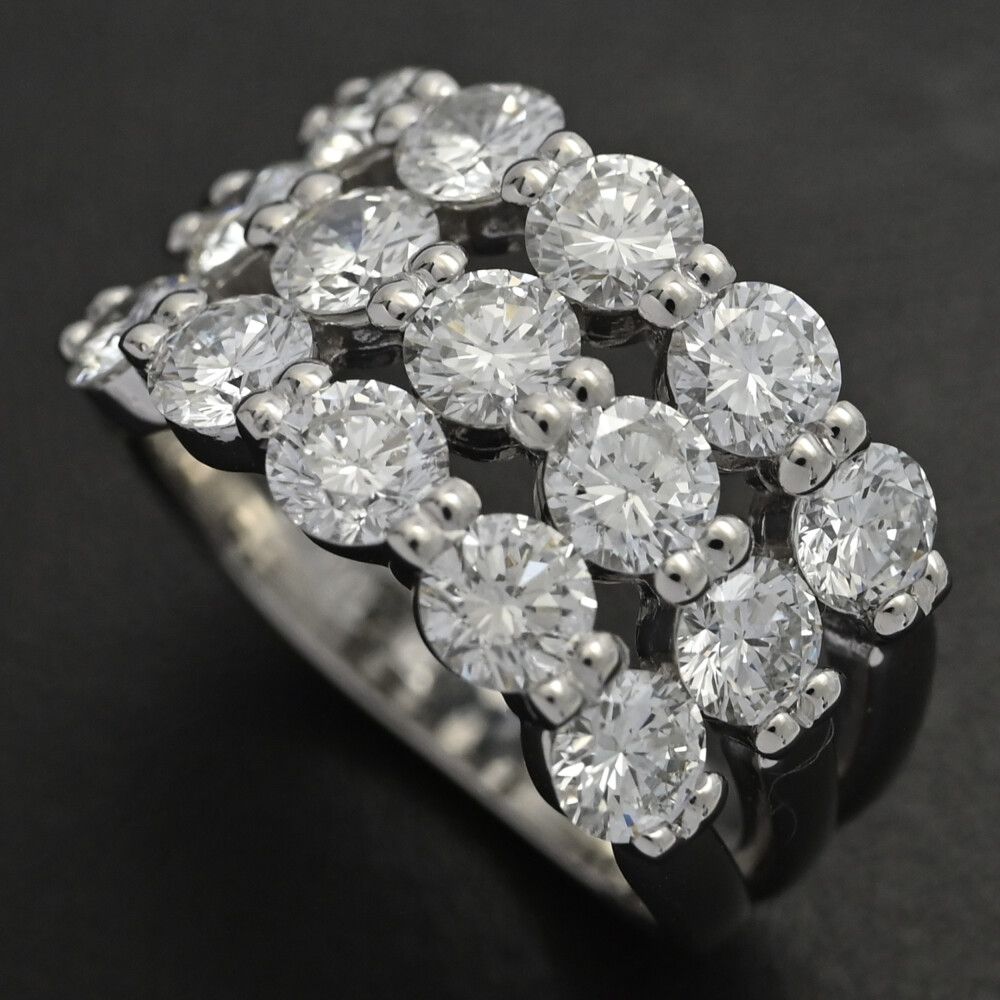 3.05 ct 3連･ダイヤモンド リング･指輪 Pt 900-10.3 g 11号 51 プラチナ プレゼント 記念日 ご褒美 豪華絢爛 贈り物 誕生石 ♀ S レディース 598078