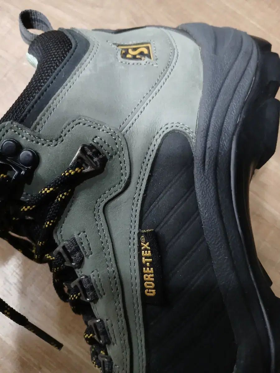 GORE-TEX ゴアテックス