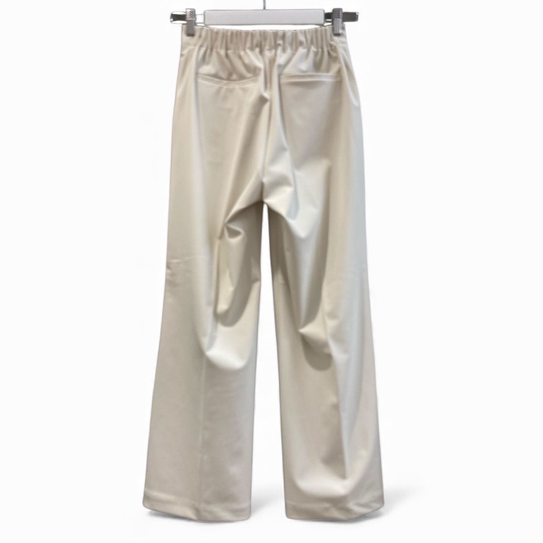 my favorite DANSKIN マイファイバリットダンスキン WIDE PANTS 撥水 ストレッチ 定価¥20900 カメオホワイト サイズS〜M相当 レディース 春 ゴーゴー 草2709
