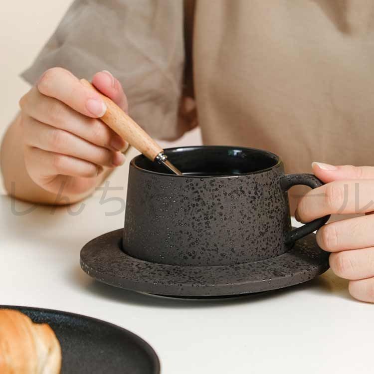 新品?未使用】コーヒーカップ ソーサー付き 250ML ペア カップル 陶器