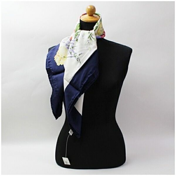 ヴァレンチノガラヴァーニ 未使用 シルク スカーフ ホワイト ネイビー 花柄