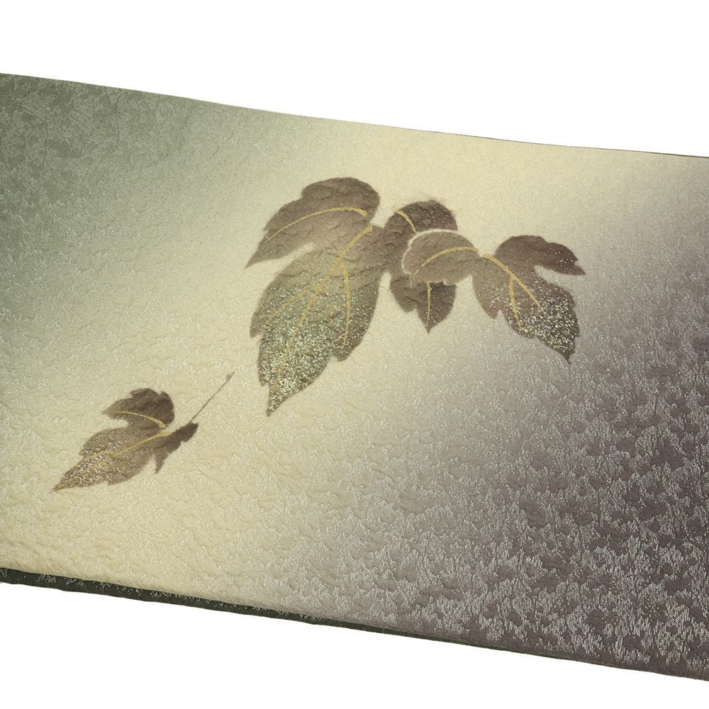 灰茶 クリーム色