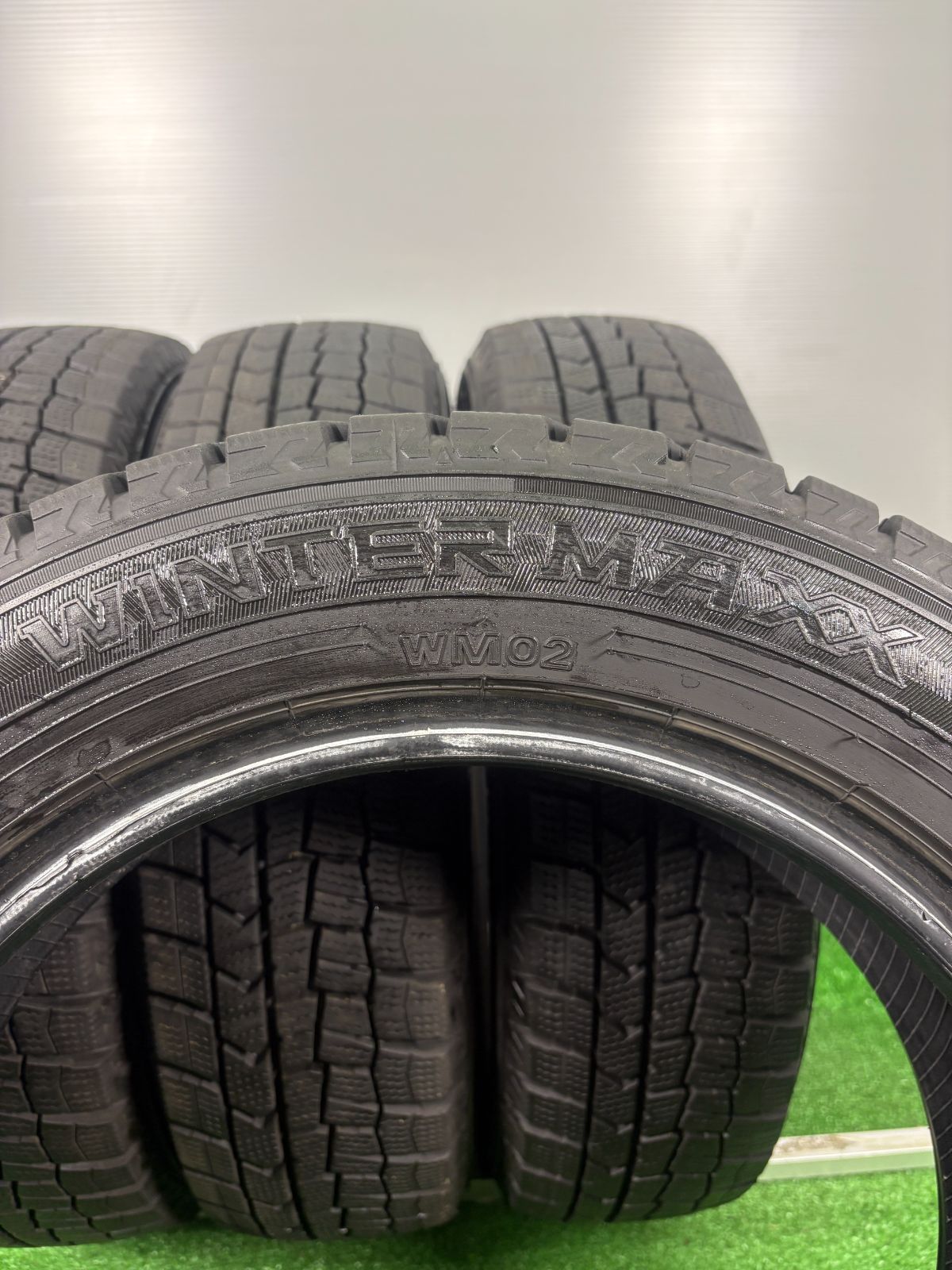 タイヤ スタッドレス