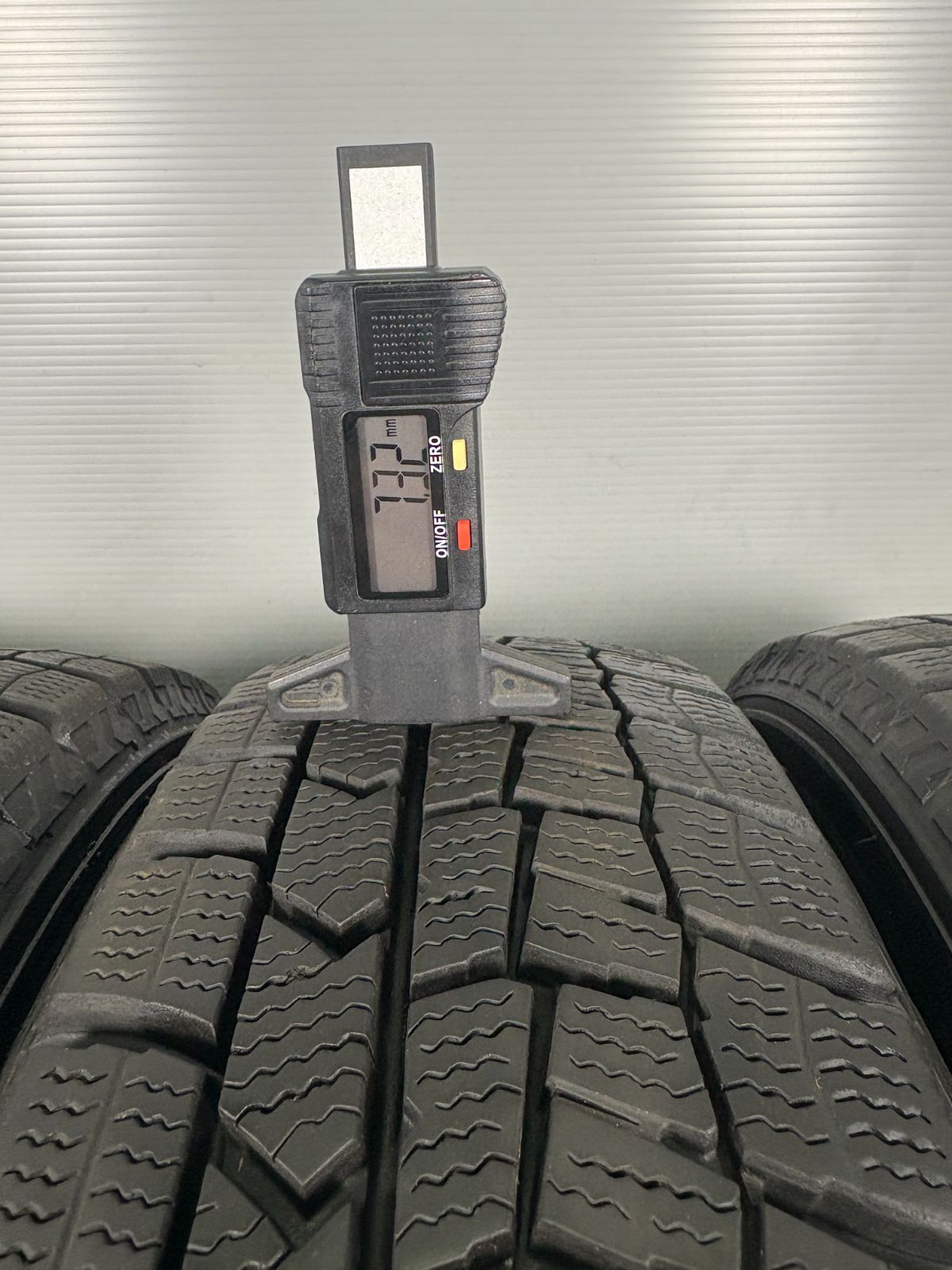 送料無料☆155/65R14 ダンロップ WM02年製 4本 冬 タイヤ スタッドレス 送料無料☆155/65R14 ダンロップ WM02年製 4本 冬 タイヤ スタッドレス