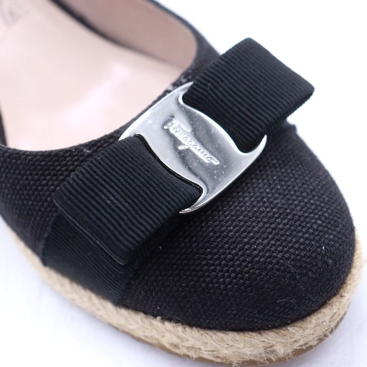 フェラガモ パンプス ヴァラリボン シューズ ブランド 靴 イタリア製 黒 レディース ブラック FERRAGAMO