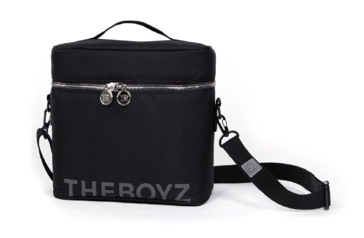 グッズ THE BOYZ LIGHT STICK POUCH フォトカード セット付き