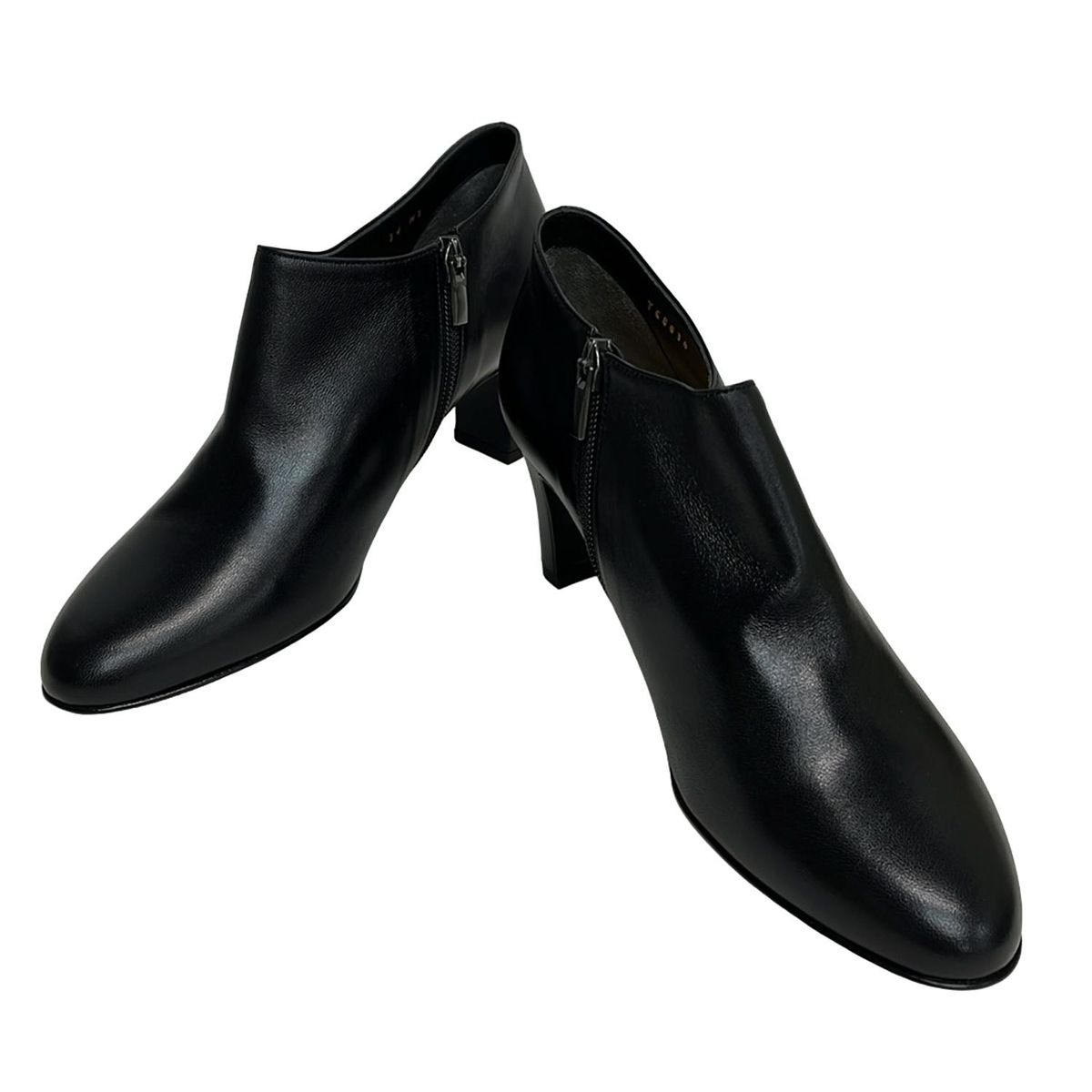 銀座ヨシノヤ Yoshinoya ギンザヨシノヤ ブーティ 24 レディース - 黒 レザー