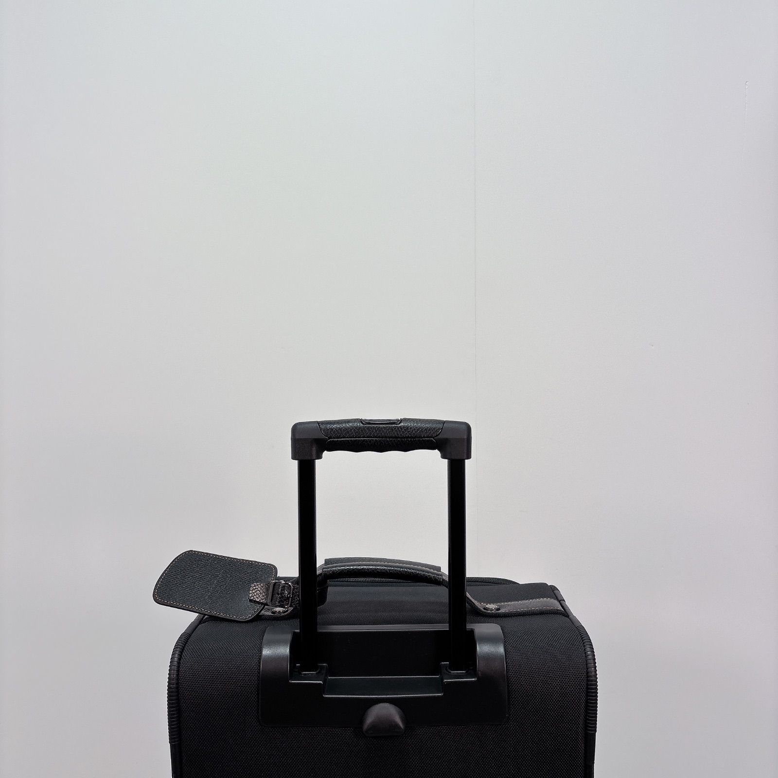 美品! LONGCHAMP ロンシャン スーツケース 布製 持ち手レザー 機内 美品! LONGCHAMP ロンシャン スーツケース 布製 持ち手レザー 機内