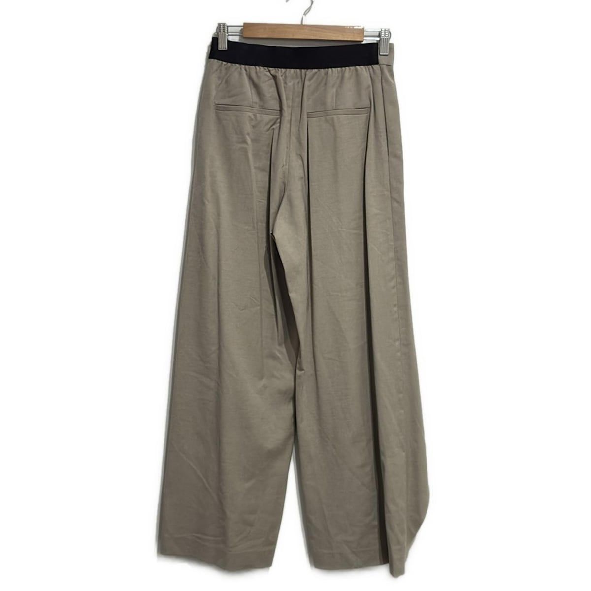 ADORE アドーア パンツ サイズ36 S レディース ハイブリッドツイルパンツ 531 4230124 ベージュ 黒 フルレングス