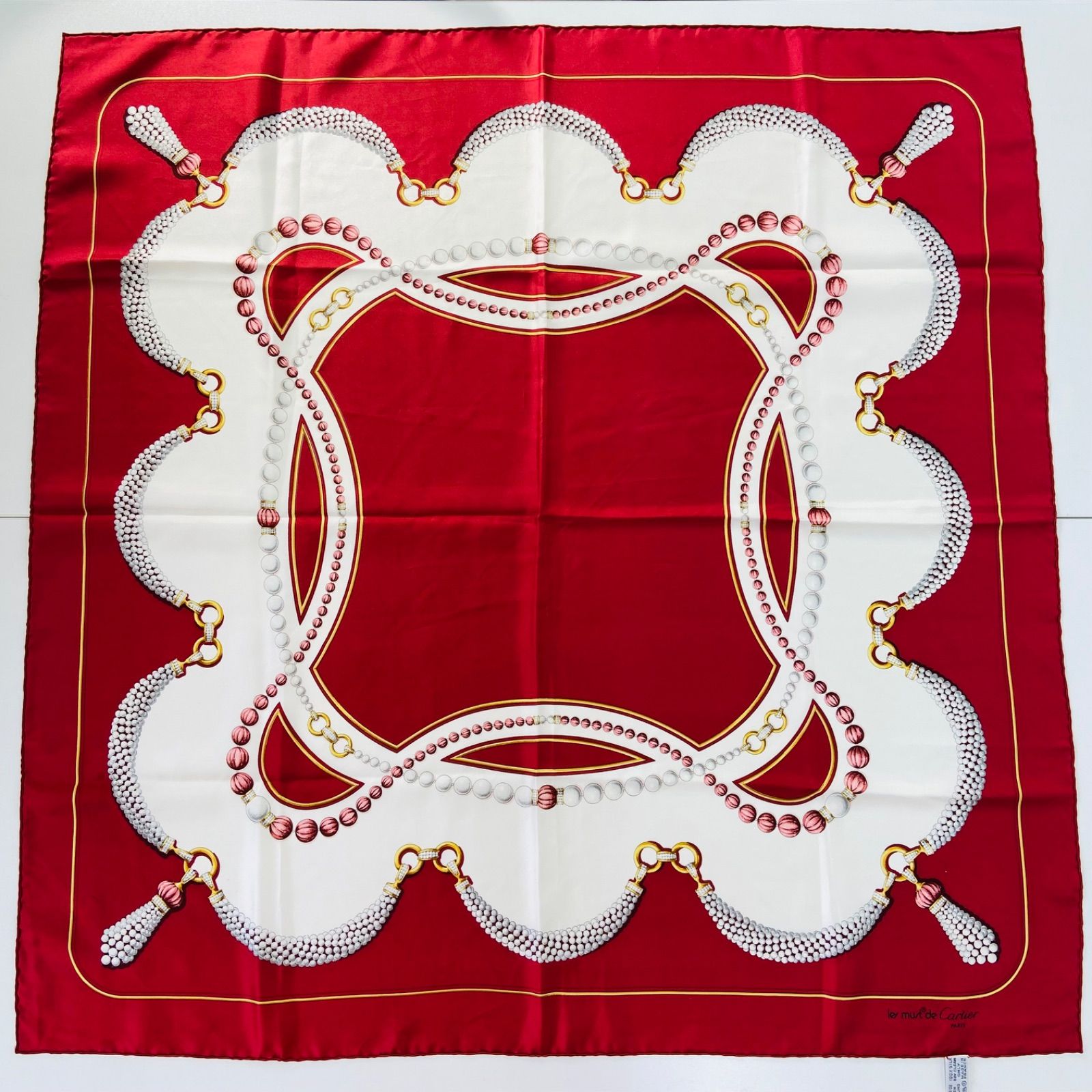 Cartier カルティエ 大判 パールネックレス柄 ワインレッド レディース スカーフ