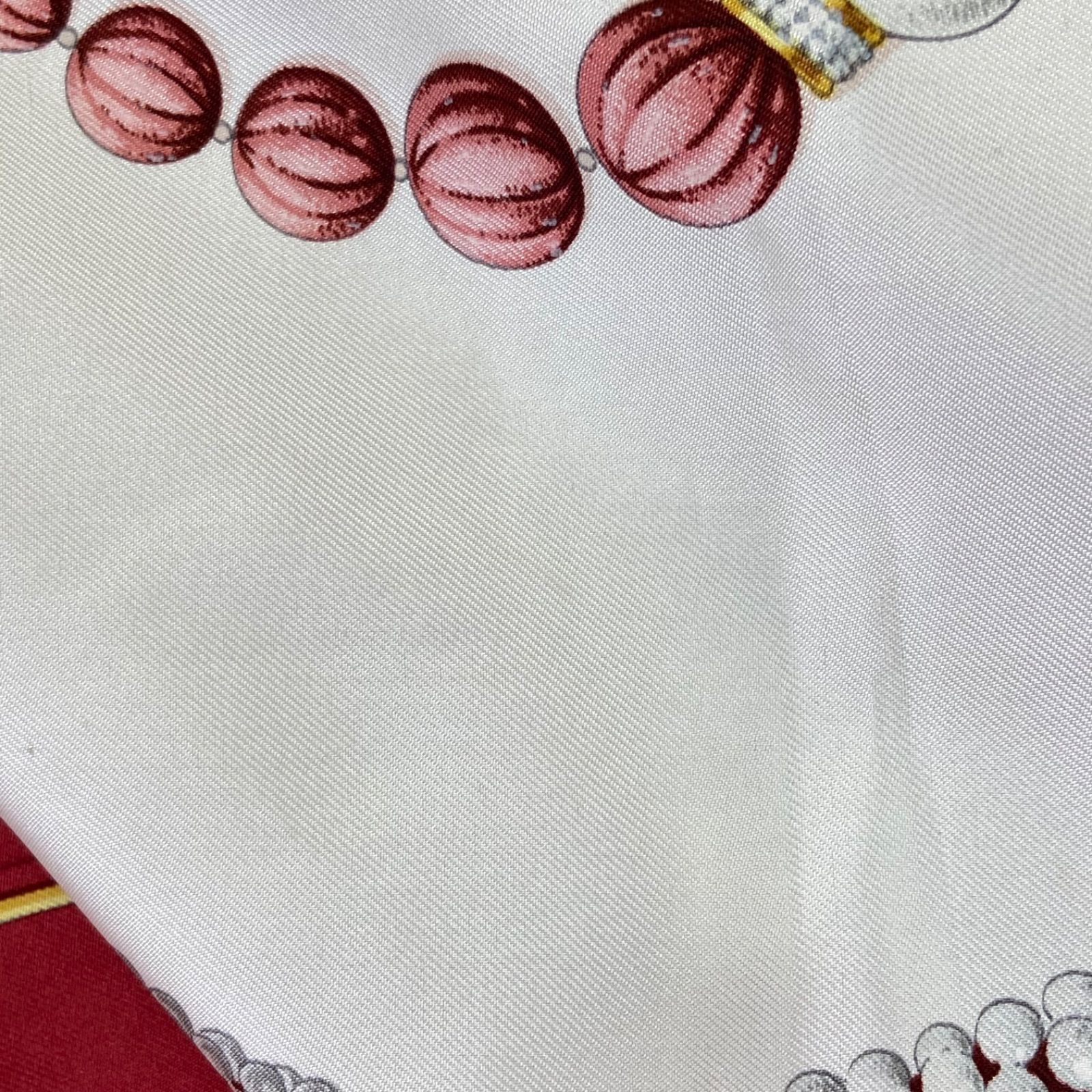 パールネックレス柄 ワインレッド