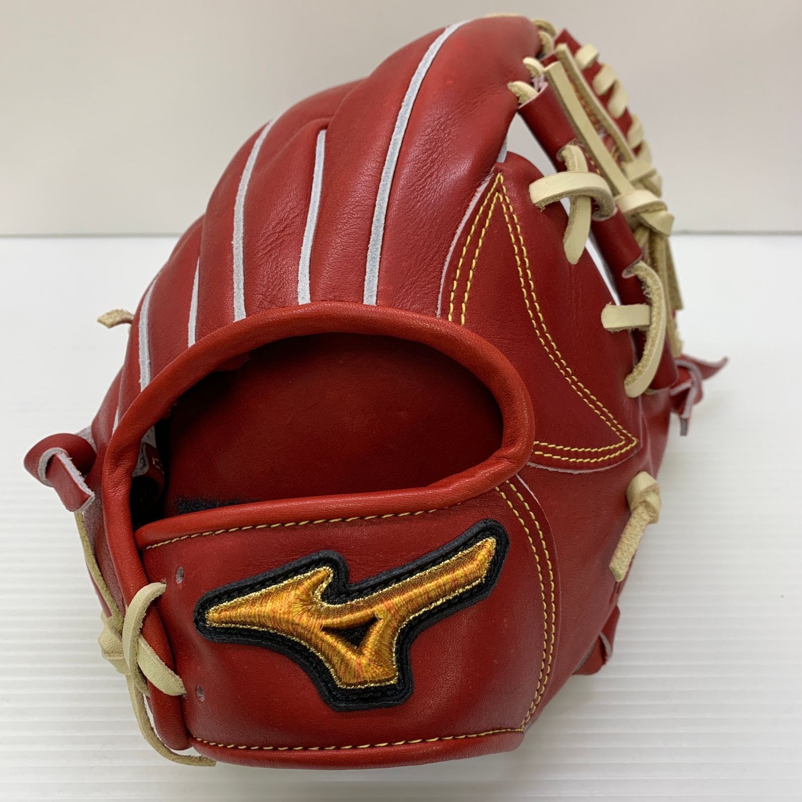 ミズノ MIZUNO ミズノプロ 硬式 大人 一般 内野手用 グローブ グラブ 右投げ タグ付き 箱 グローブ袋付き 野球 7177