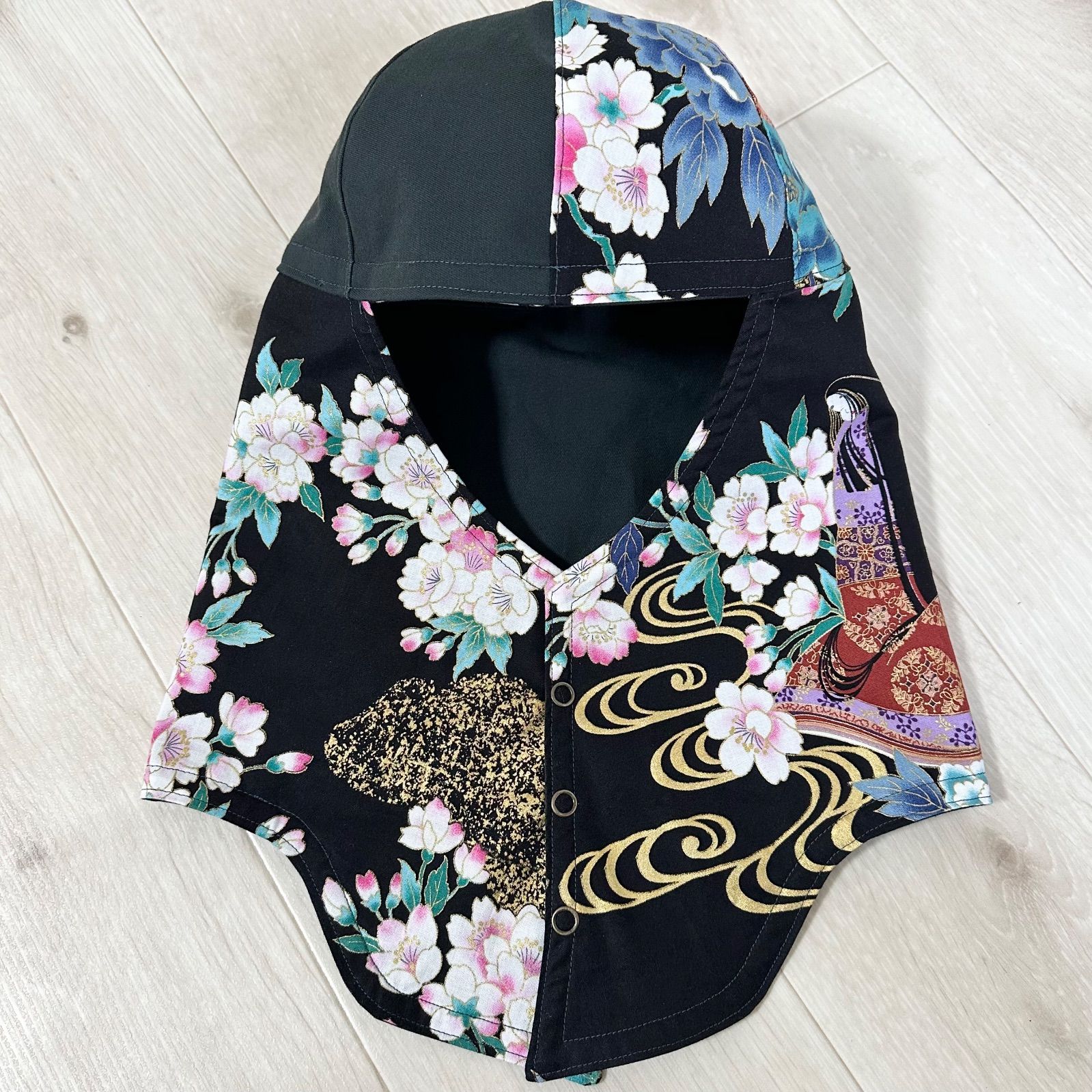 リバーシブル溶接頭巾 No.192 和柄 紫式部 桜 - メルカリ