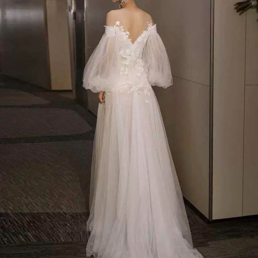 レディースファッション 花柄にフワフワした女性らしいデザインのオフショルロングドレス