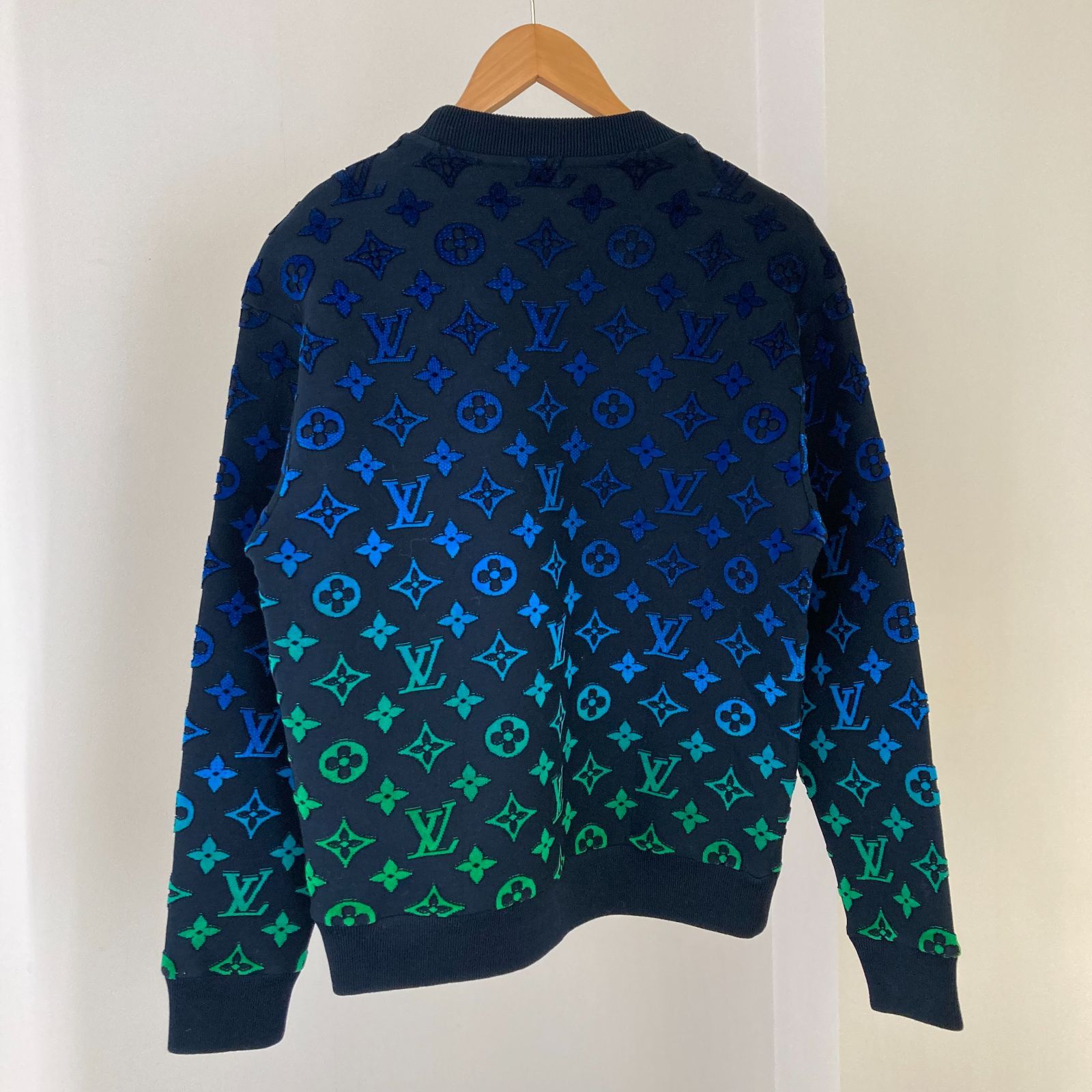 LOUIS VUITTON(ルイヴィトン) グラディエントモノグラム クルーネック