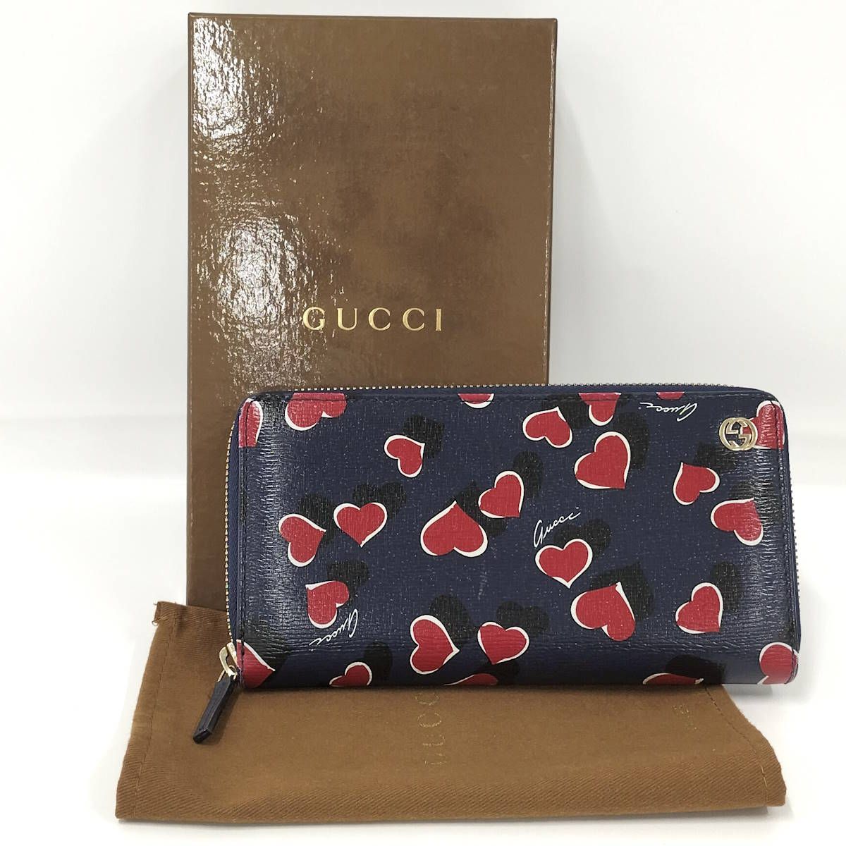 GUCCI ラウンドファスナー 長財布 インターロッキングG ハート柄