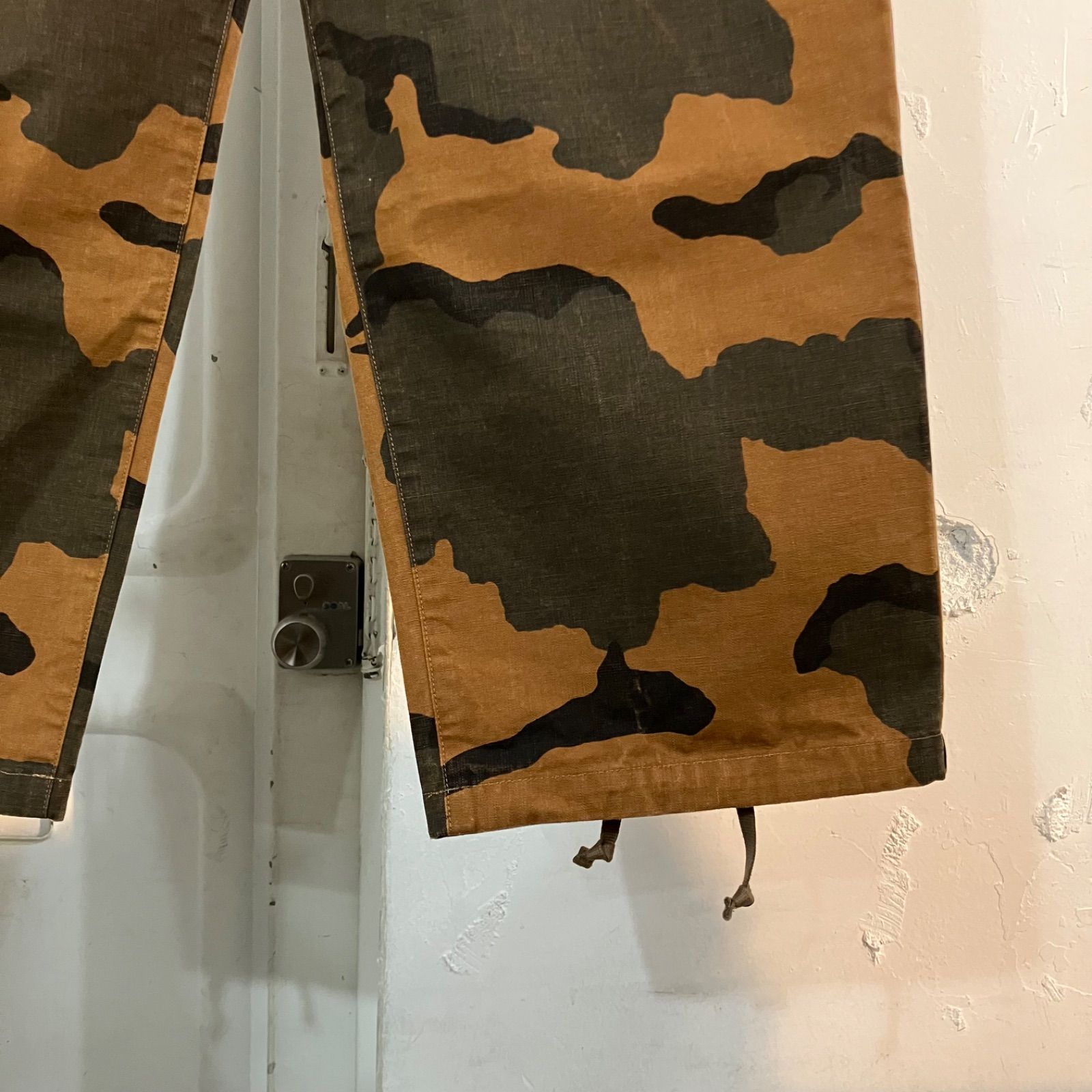 VAINL ARCHIVE MIL-TROUSERS / ヴァイナルアーカイブ カモフラ柄