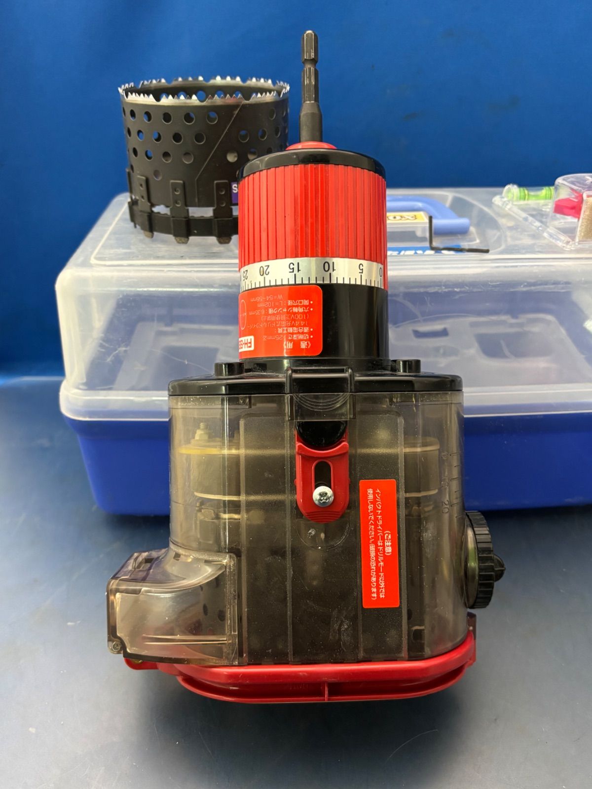 工具箱破損あり