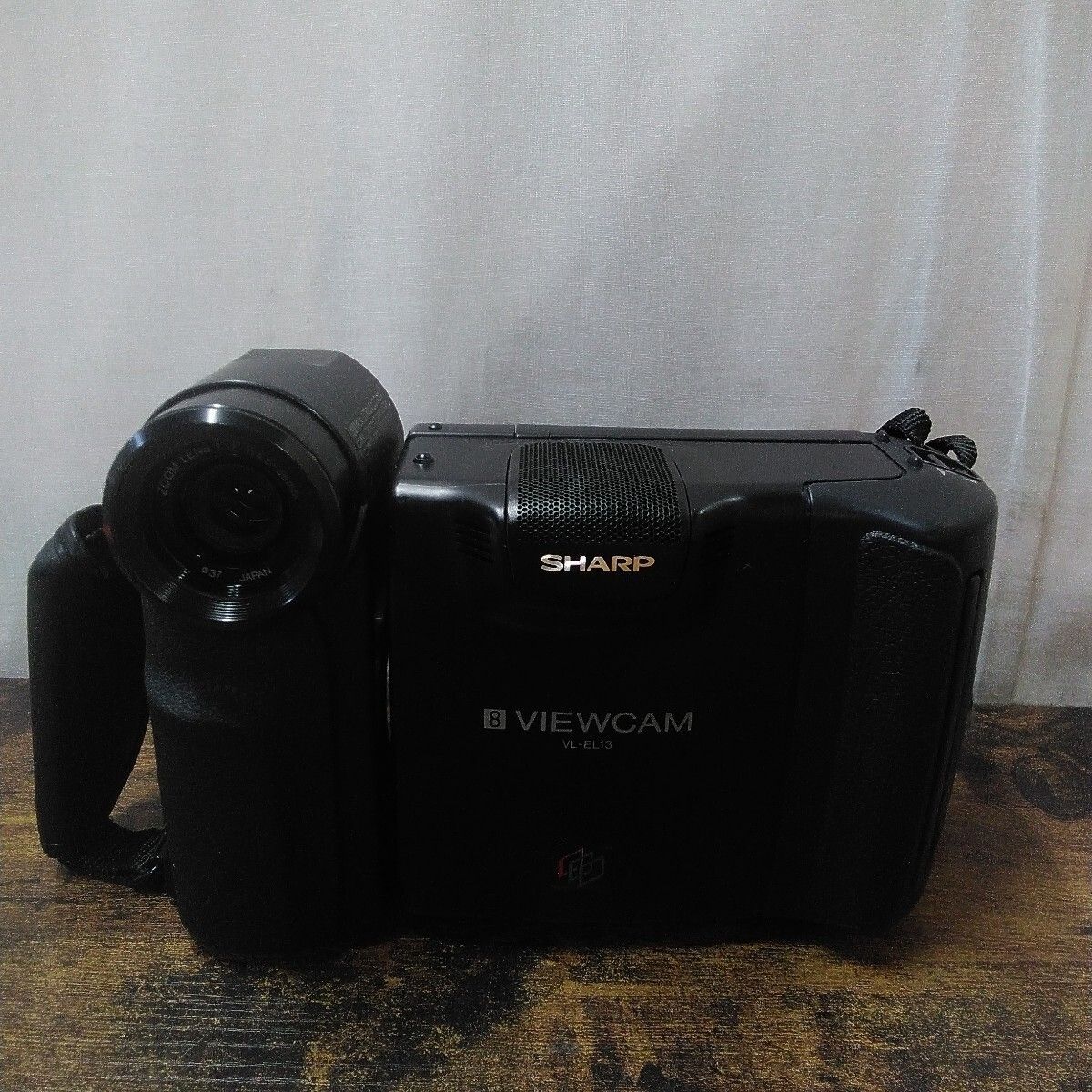 シャープ 8ミリビデオカメラ 「VIEWCAM VL−EL13 (現状品)」バッテリー