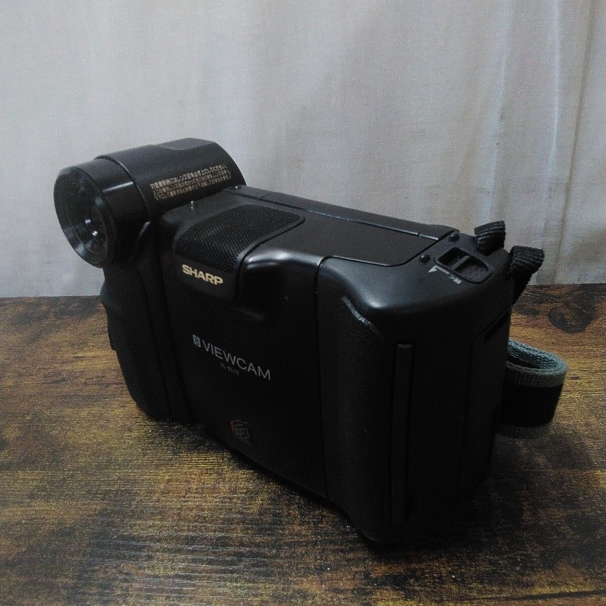 シャープ 8ミリビデオカメラ 「VIEWCAM VL−EL13 (現状品)」バッテリー