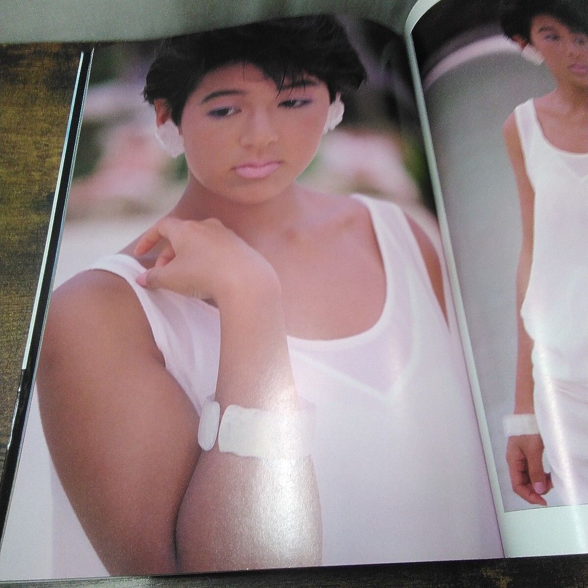 近代映画社 写真集 「鈴木保奈美 保奈美 `96カネボウ夏のキャンペーン