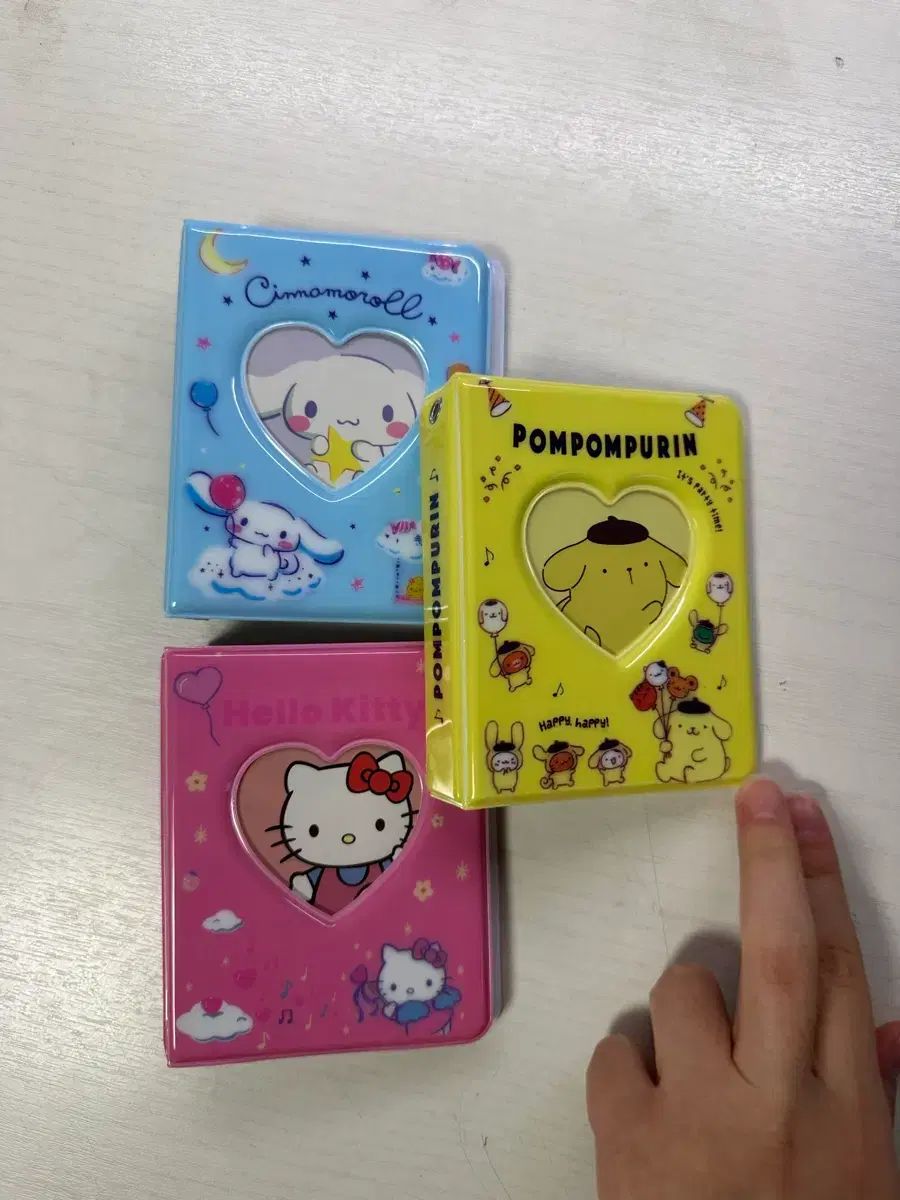 サンリオ トレーディングカード 収納ボックス (シナモロール、ポムポム