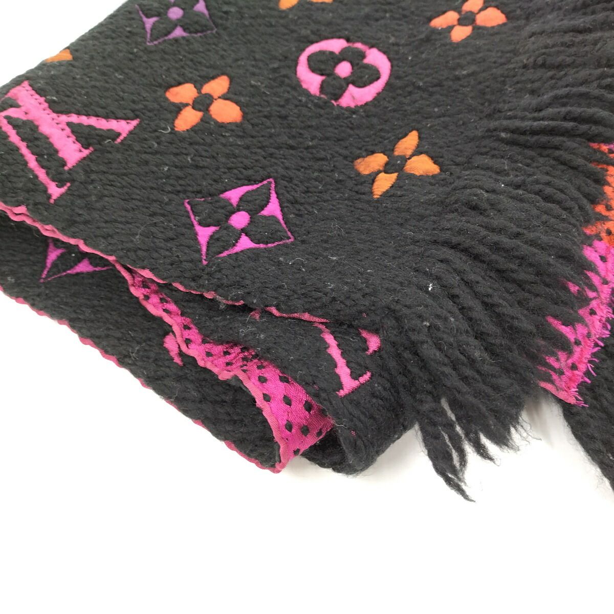 LOUIS VUITTON エシャルプ ロゴマニア レインボー M73056 - メルカリ