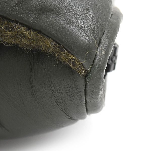 マキシイントレチャート セカンドバッグ