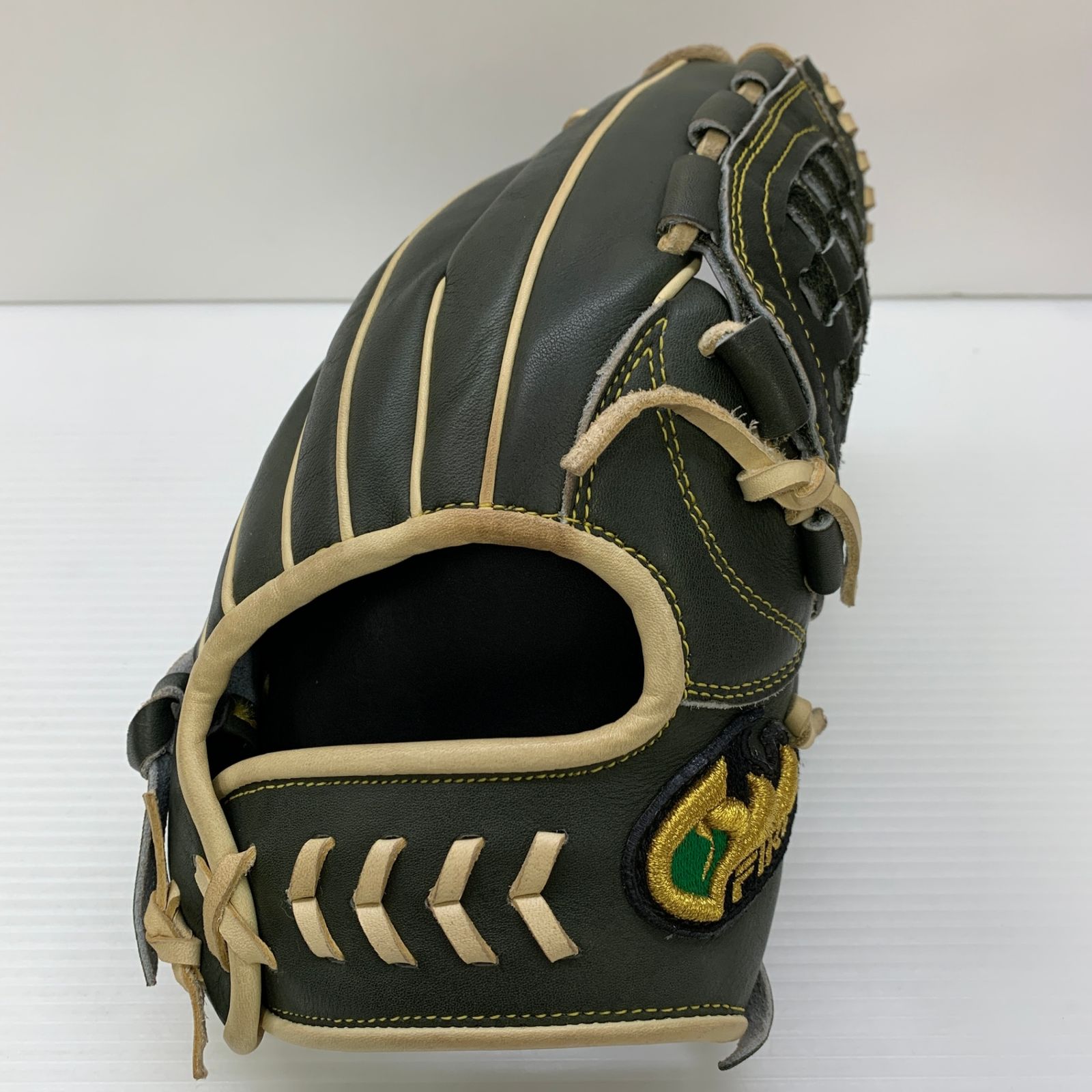 ファイヤーズ 軟式 大人 一般 投手用 グローブ ピッチャー グラブ 右投げ 品 グローブ袋付き 野球 7178