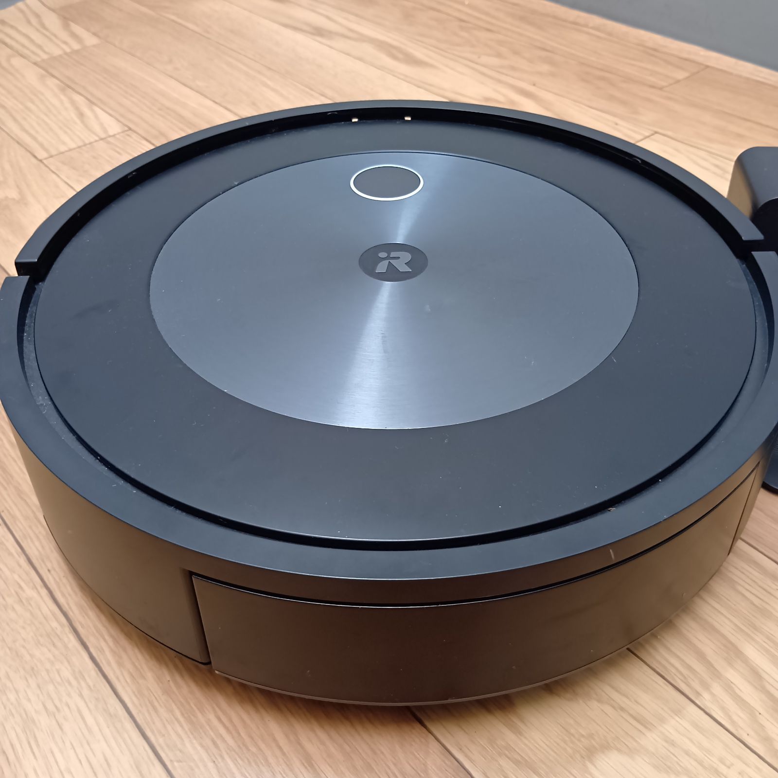 ルンバ j7 本体美品 交換用パーツ付き iRobot ルンバ j7 (交換用パーツ付属) - メルカリ