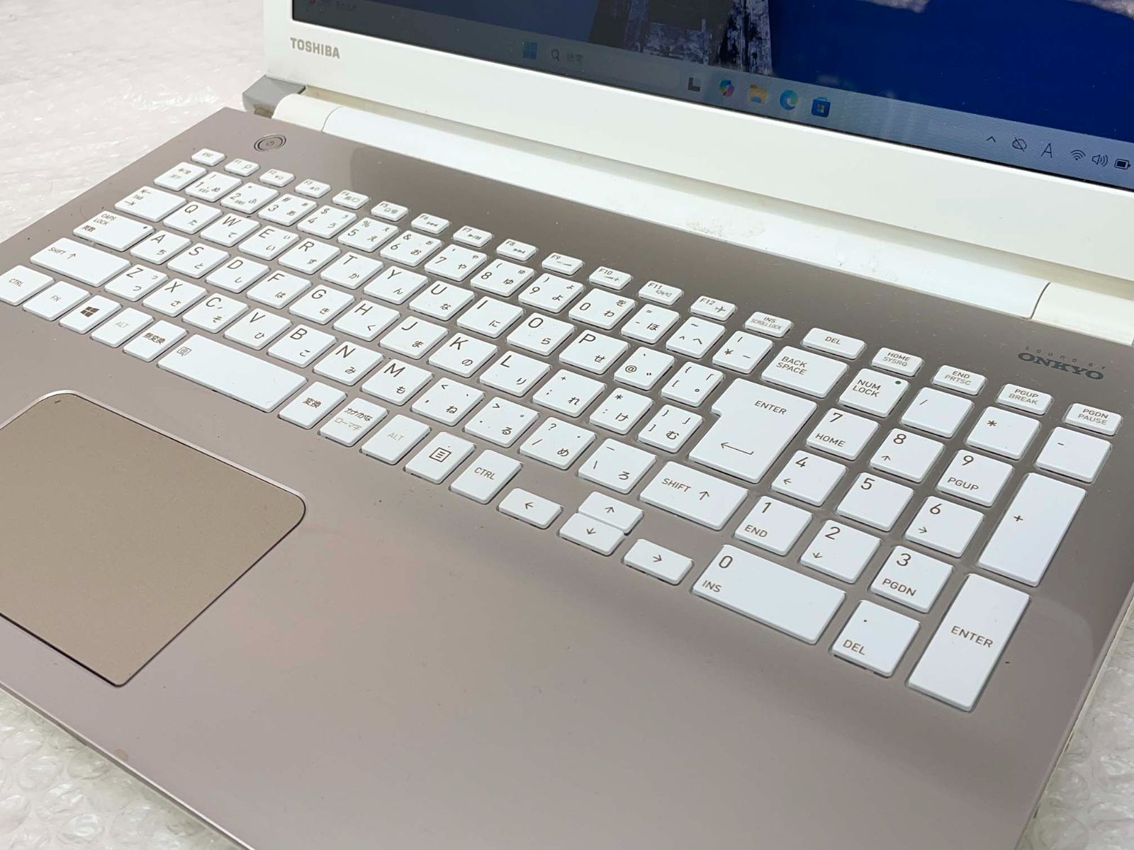 東芝 dynabook T45/CGD i3-7100U/8GB/1TB HDD/Windows11/15.6型HD